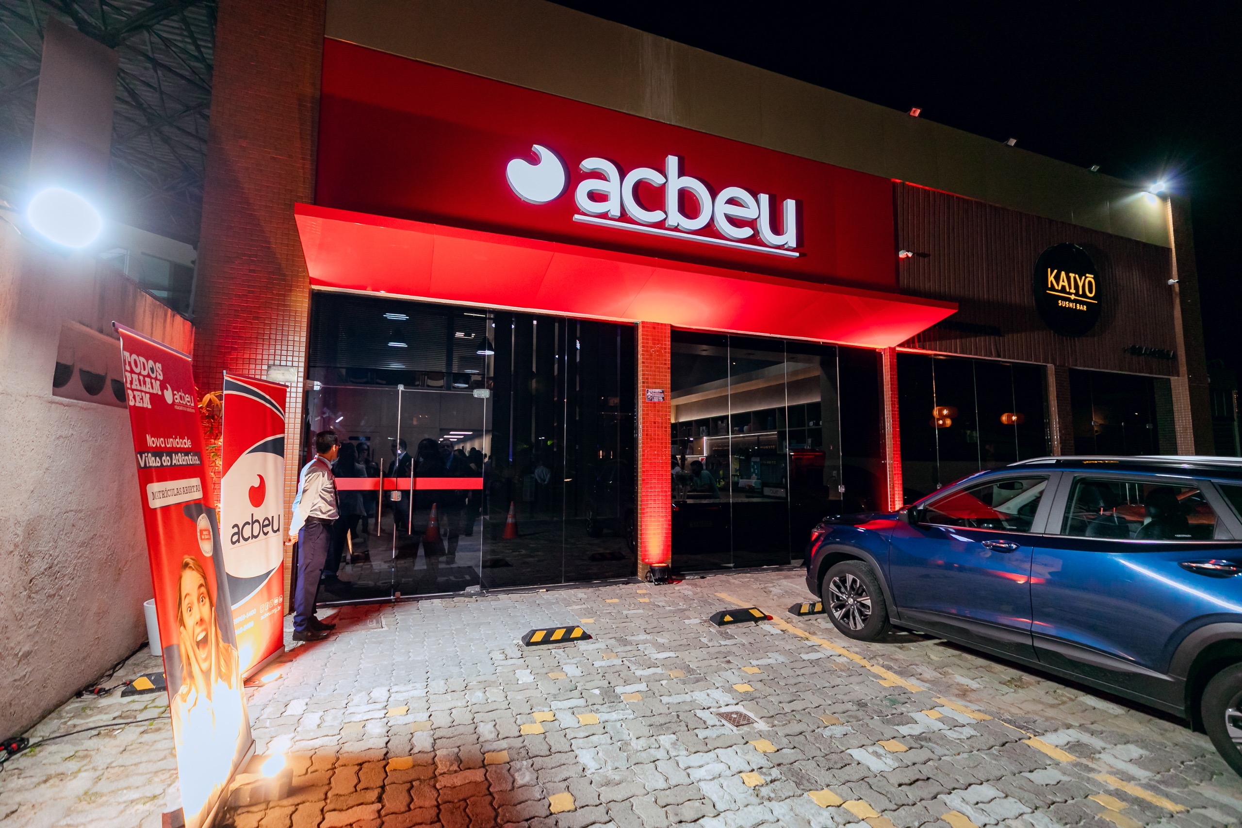Prefeita Débora participa da inauguração da ACBEU, em Lauro de Freitas