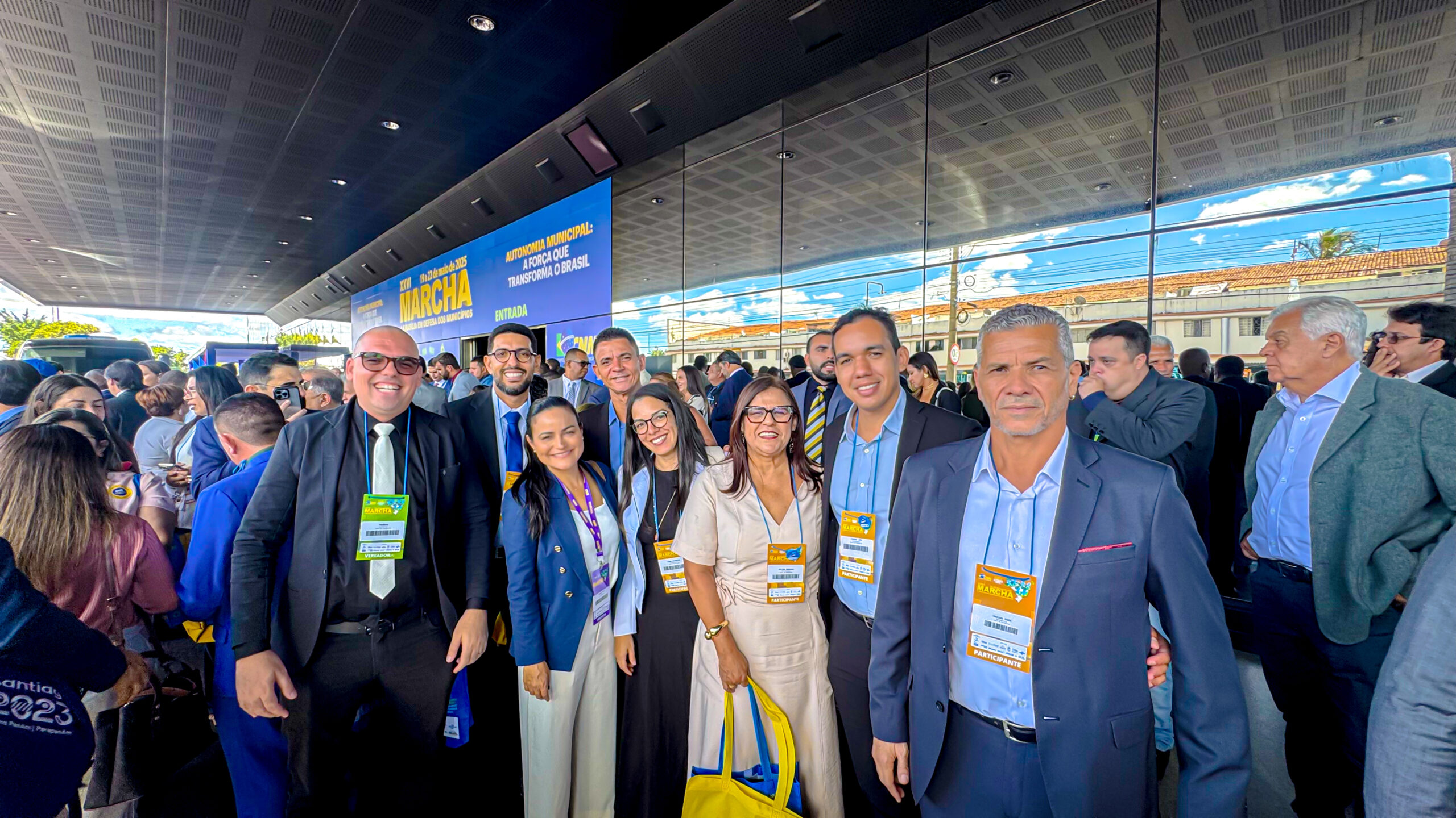 Prefeita participa da abertura da XXVI Marcha a Brasília em Defesa dos Municípios