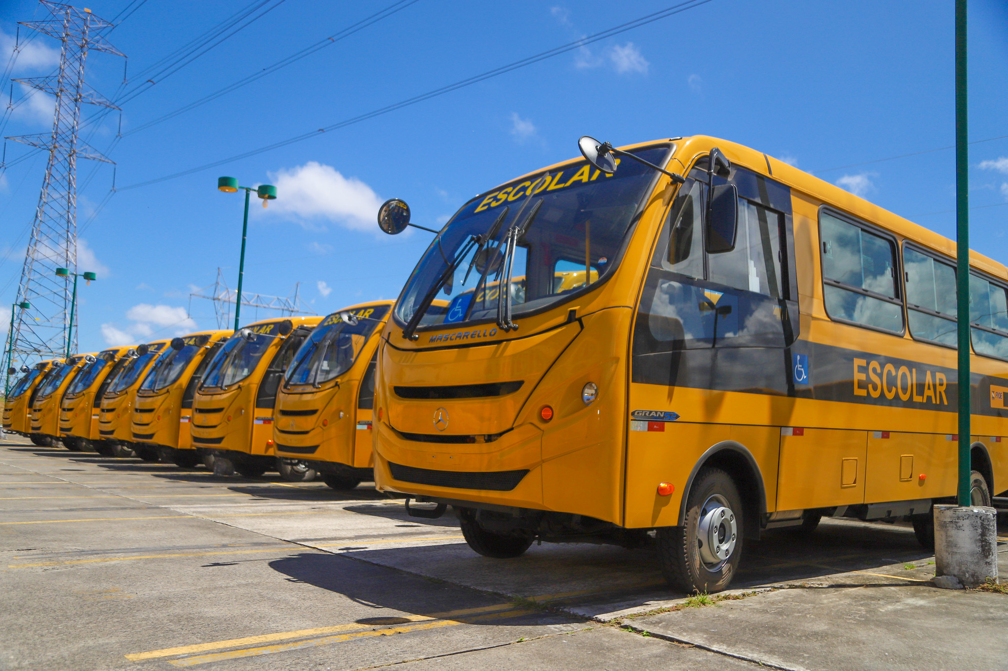 Prefeitura emite nota sobre oferta do transporte escolar