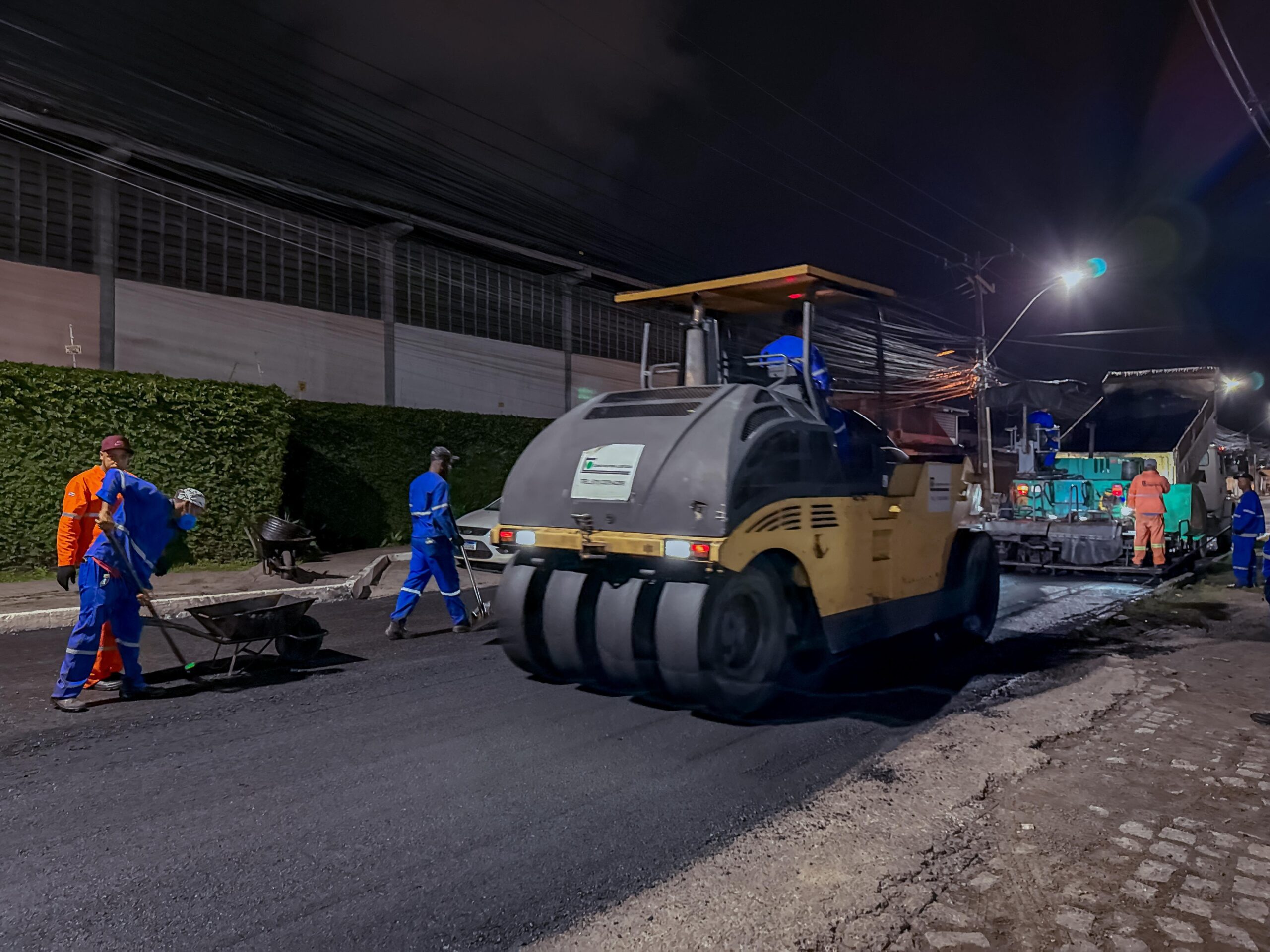 Prefeita Débora assina ordem de serviço do Programa Pavimenta Lauro nesta segunda-feira (22)