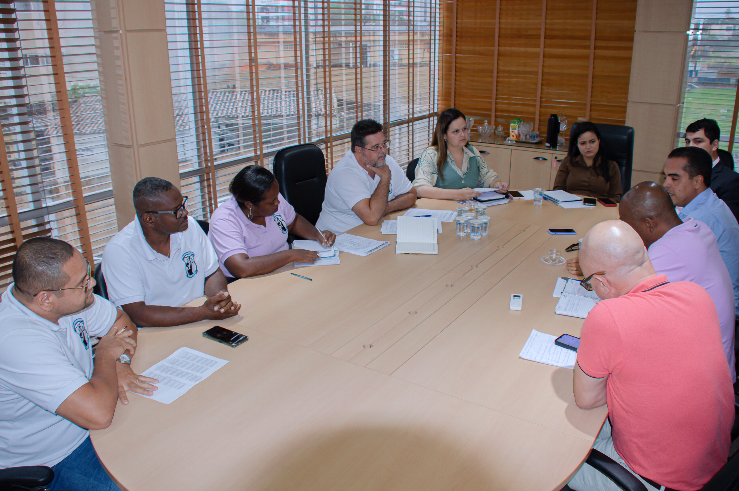 Prefeita Débora se reúne com SINDACS para avançar na resolutividade das demandas apresentadas