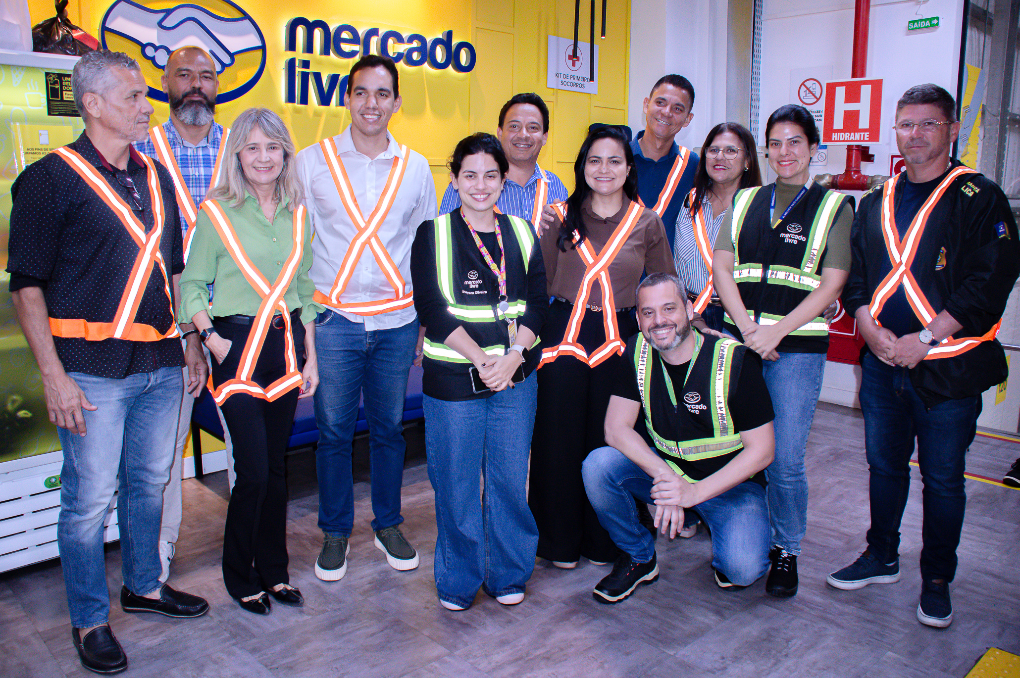 Prefeita Débora Regis visita Centro do Mercado Livre e fortalece diálogo por geração de empregos para o município