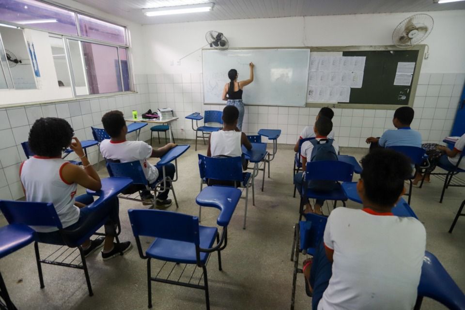 Alunos da rede municipal participam da 2ª fase da OBMEP neste sábado (25)